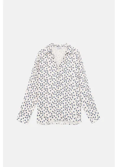 Long-sleeved shirt with heart print