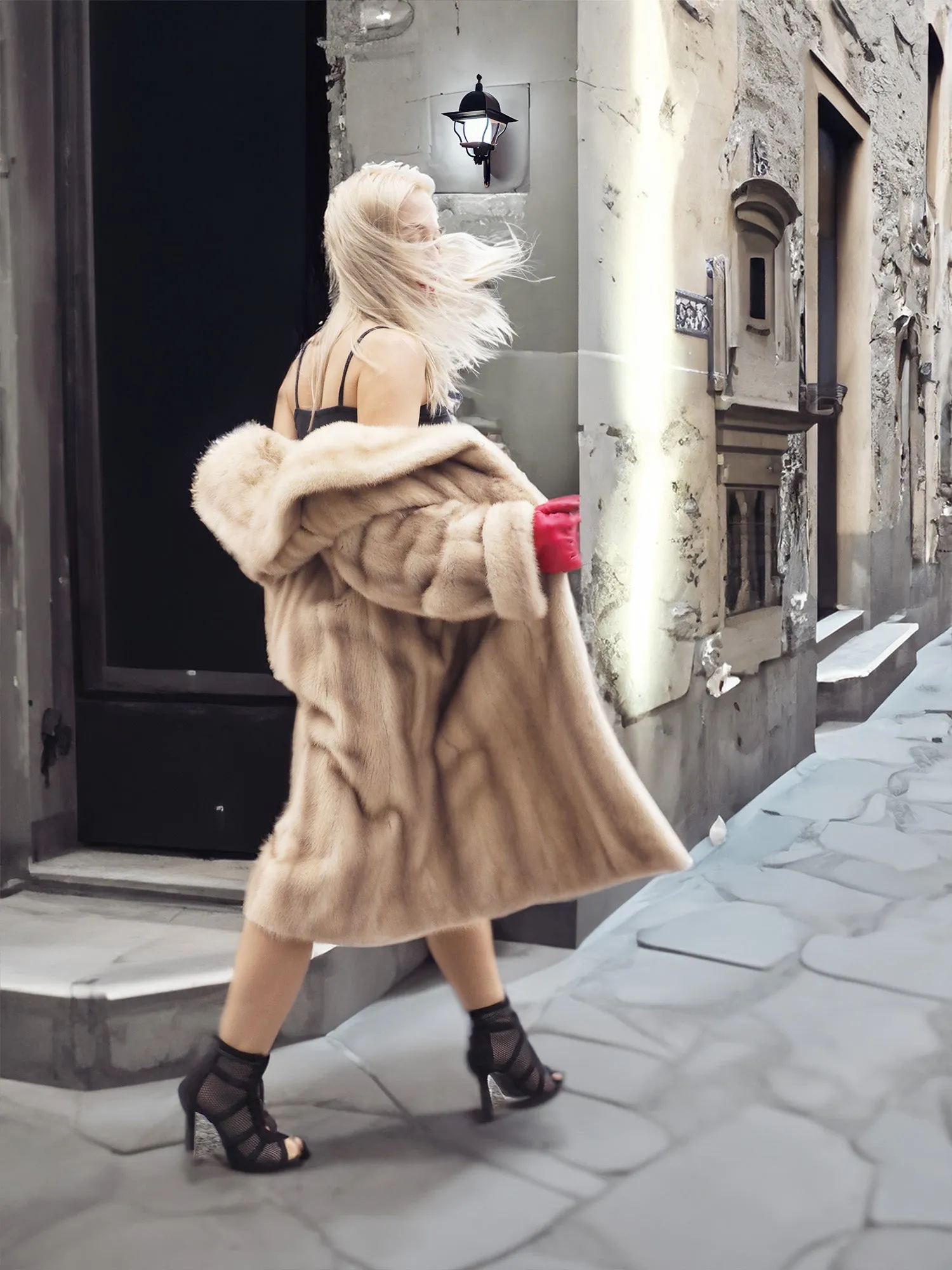 Vintage Glamorous Blond Mink Fur Coat Stroller L/XL